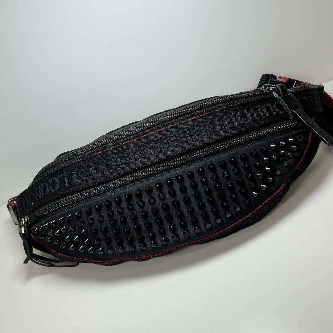 C. Louboutin クリスチャンルブタン ボディバッグ スパイク - メルカリ