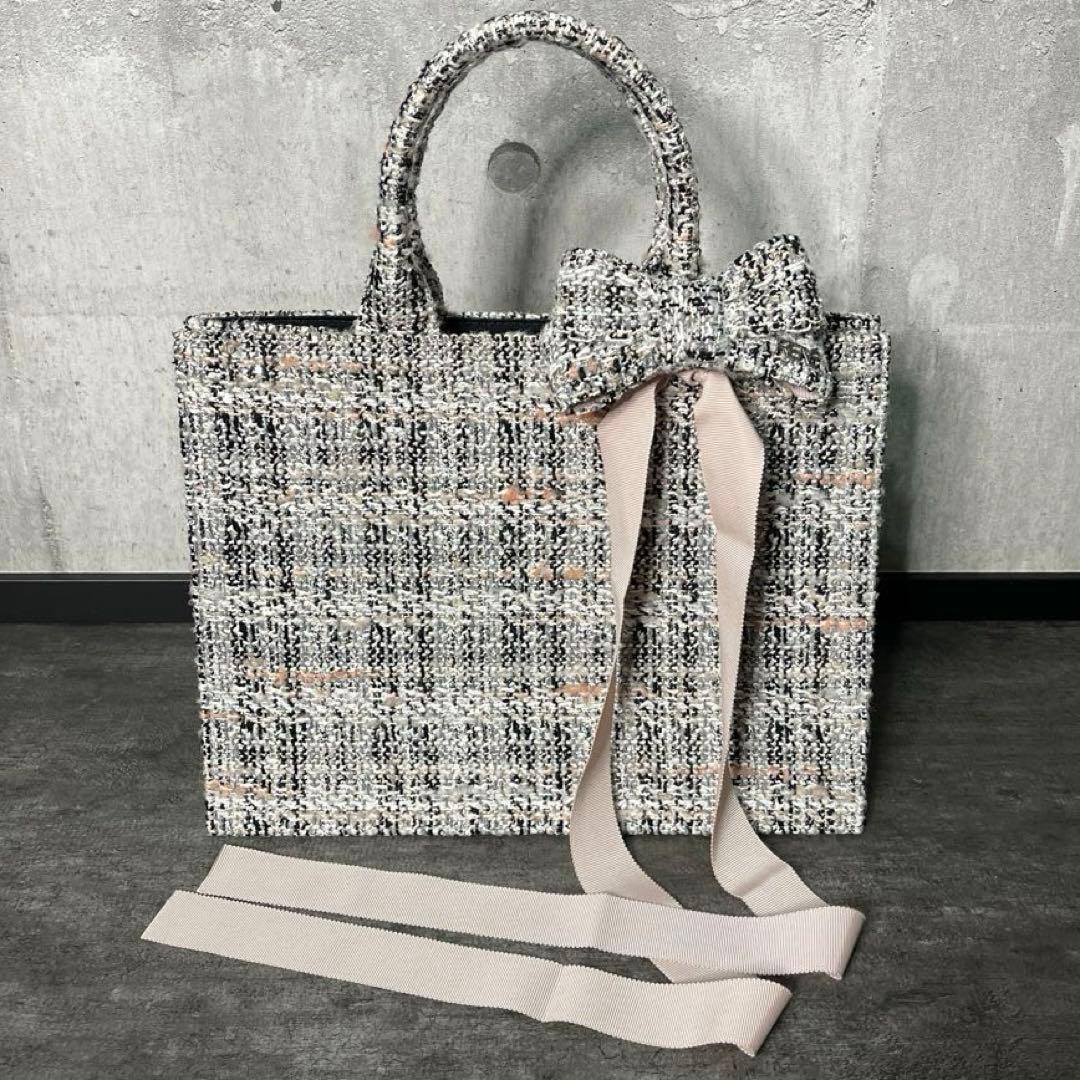 人気】Rene ツイード トートバッグ ハンド ロゴ チャーム リボン 高級