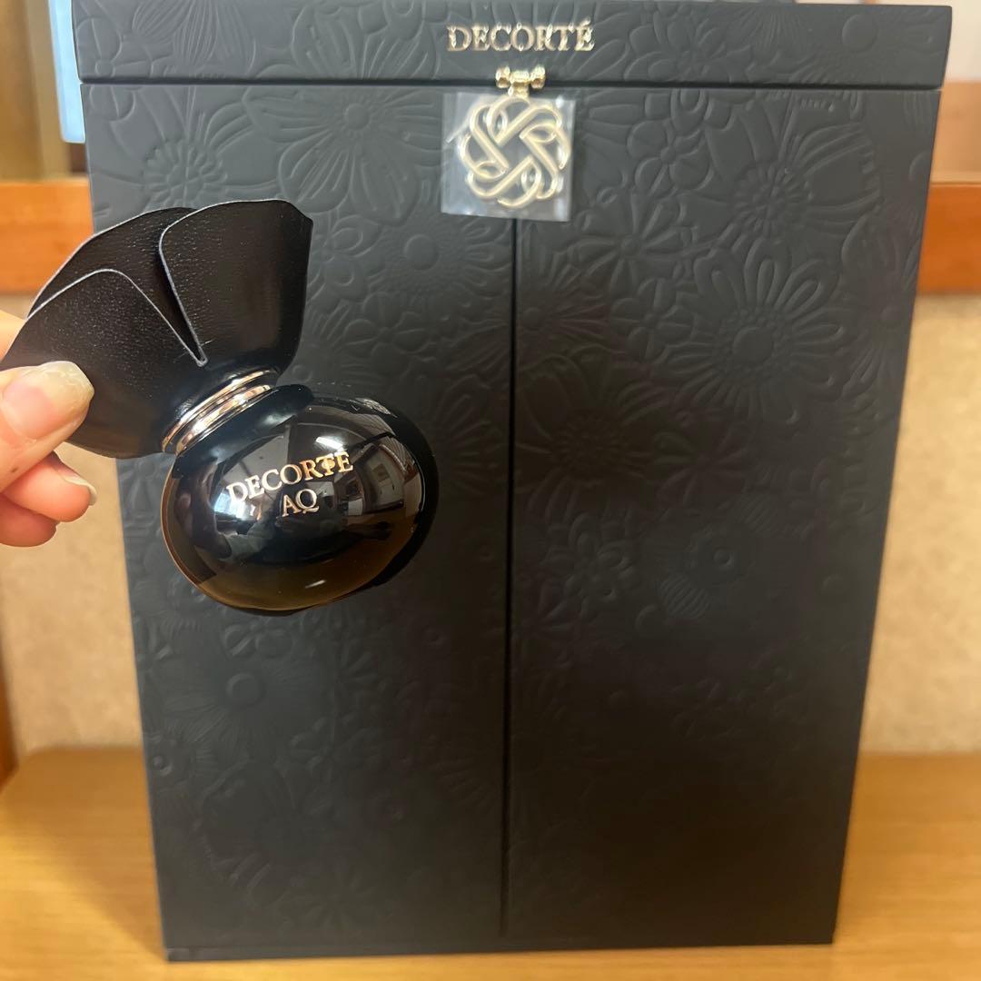 コスメデコルテ エターナルエレガンス ボックス ボックス＆パルファン2点セッ