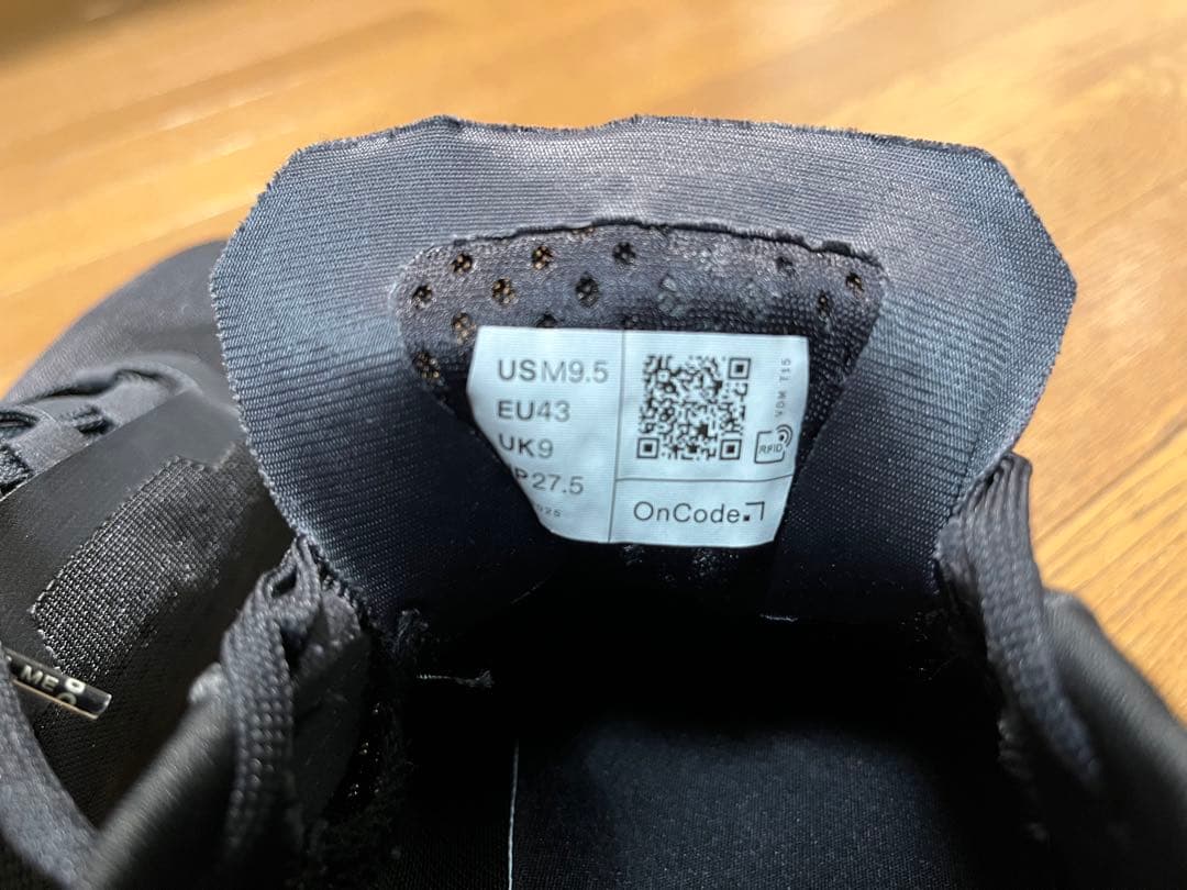 初代クラウドモンスター On ブラック ランニングシューズ 27.5cm