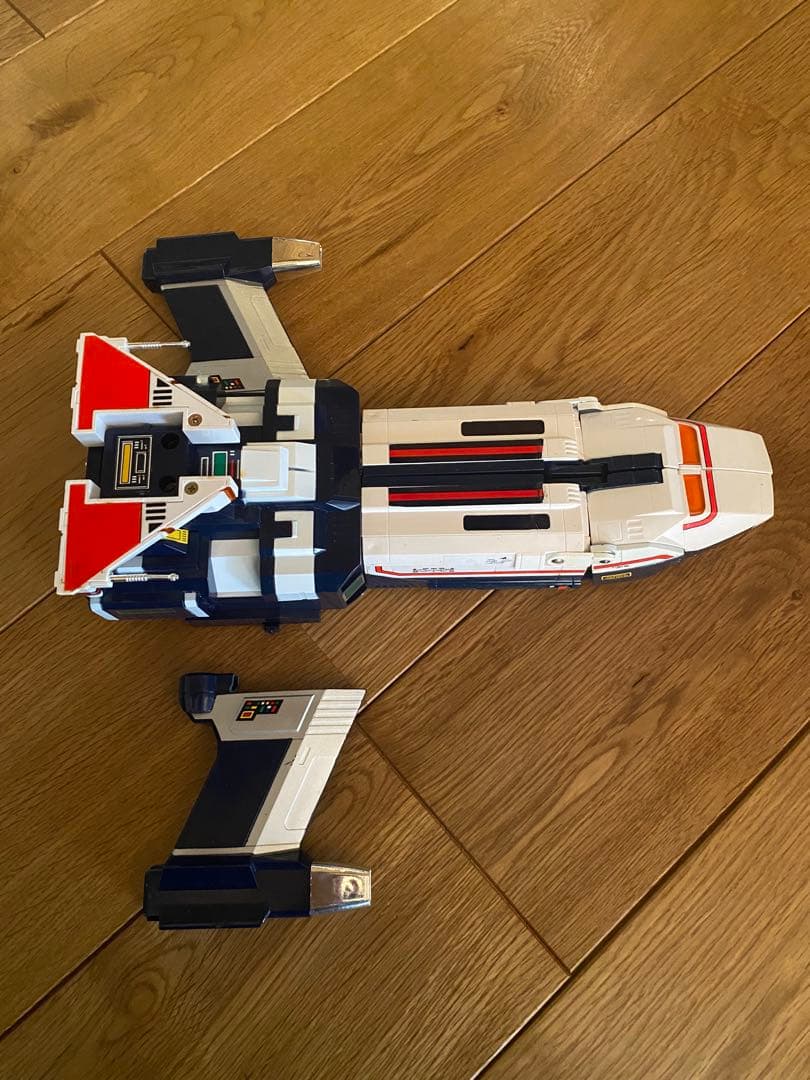 DX超合金 宇宙刑事シャイダー 超次元戦闘母艦バビロス【箱付き】※一部