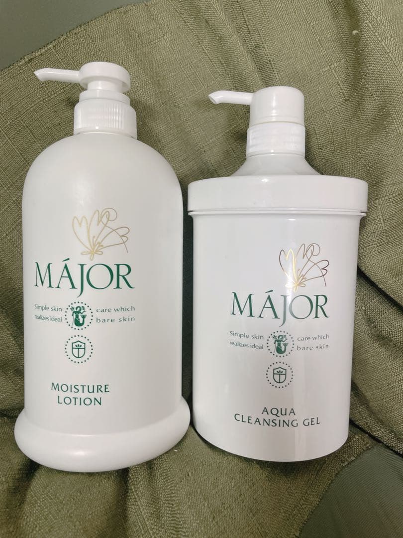 K*i様 MAJOR 保湿ローション & クレンジングジェル セット