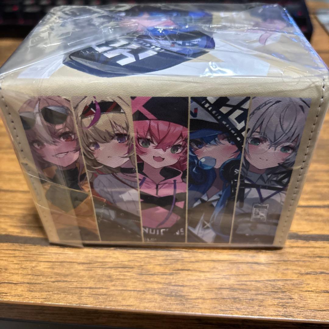 月末セール‼️】【未開封品】混沌の女神様 ホロライブ 合皮デッキ