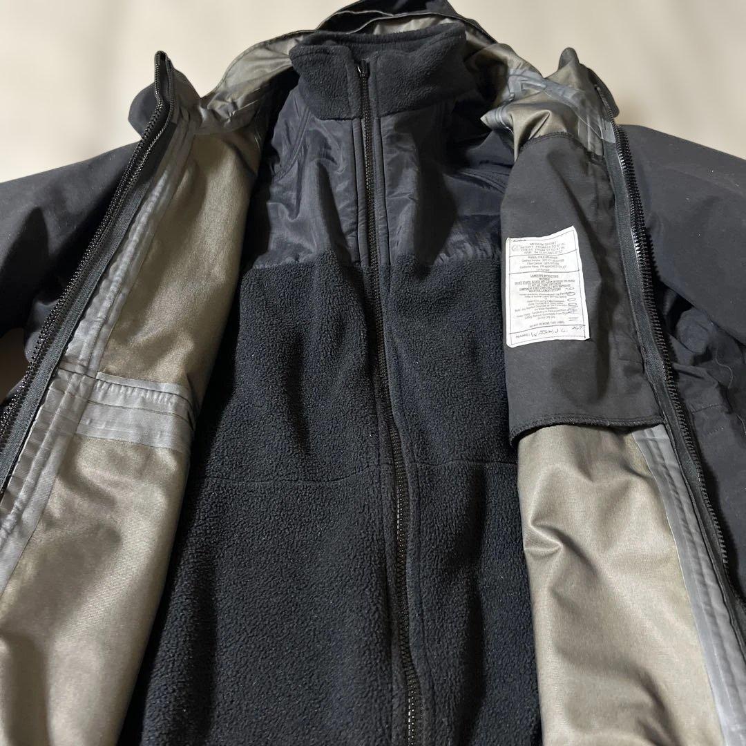 米軍　実物　放出品　米海軍　US.NAVY GORE-TEXジャケット　M-S