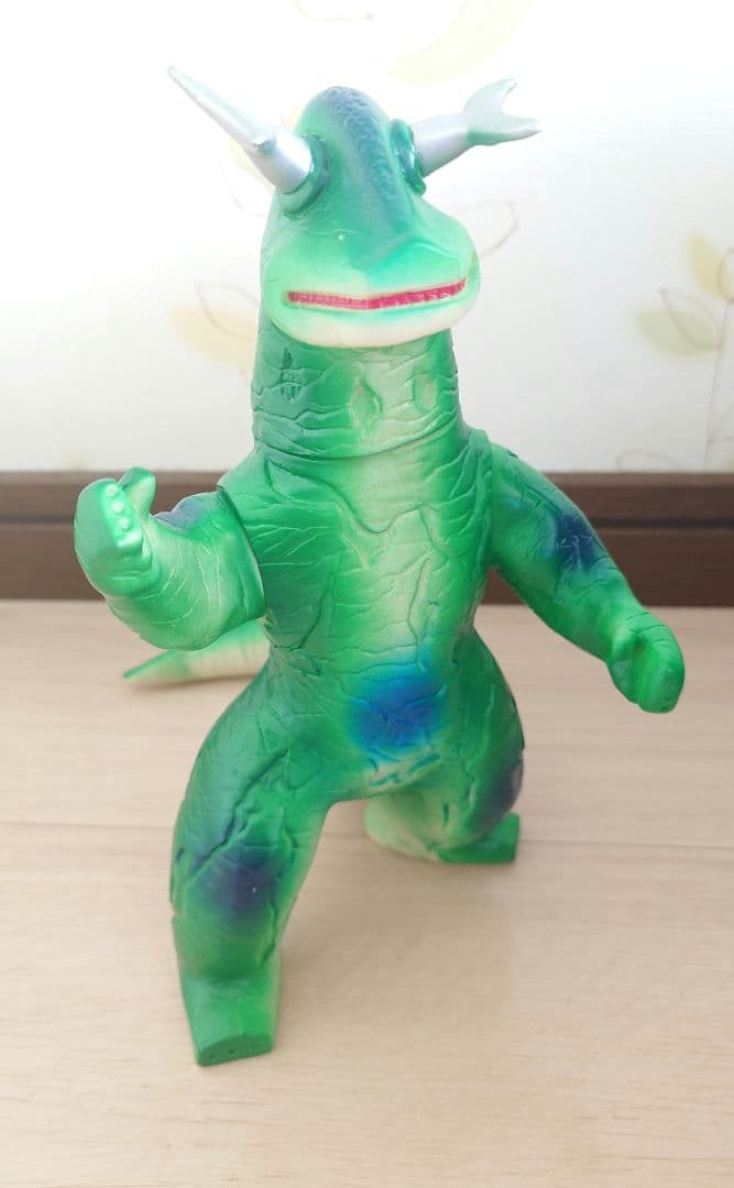 ブルマァク　復刻版　エレキング