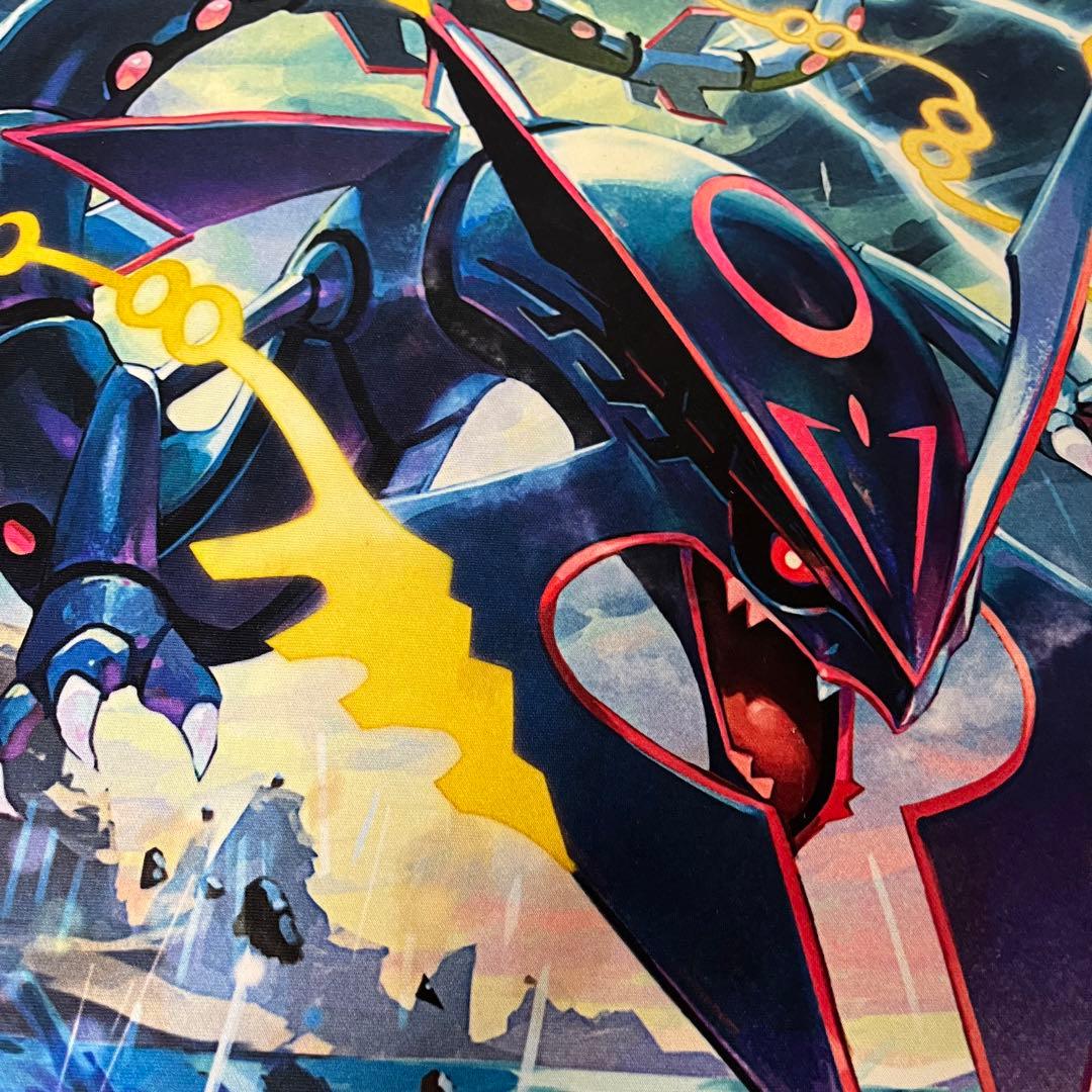 19時まで値下げ！【ポケモンカード】プレイマット メガレックウザ色