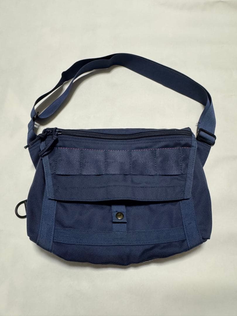 BRIEFING × BEAMS PLUS 別注 MESSENGER BAG