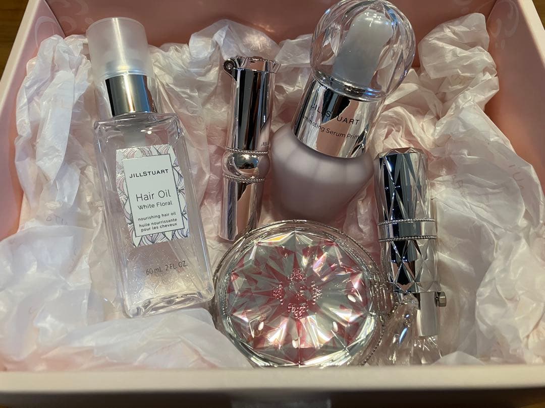 JILL STUART 化粧品５点セット（箱付き）