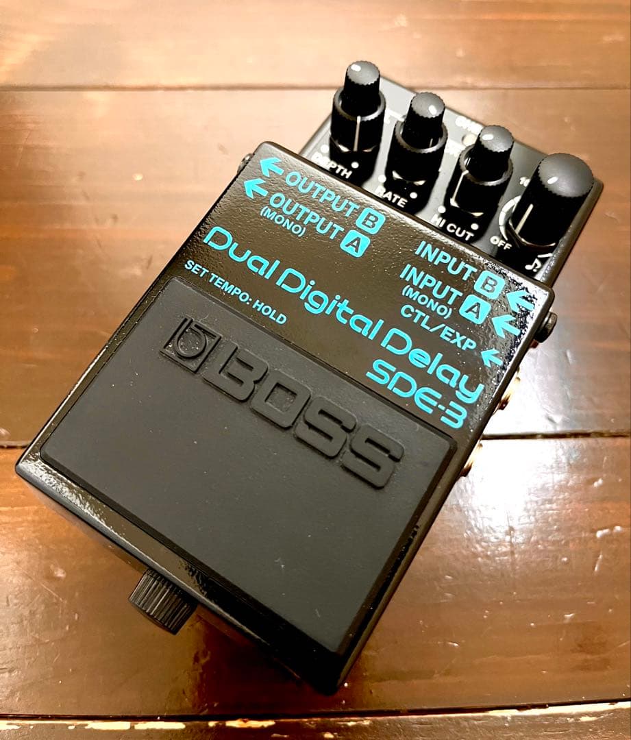 BOSS dual digital delay ディレイSDE-3 ほぼ新品美品