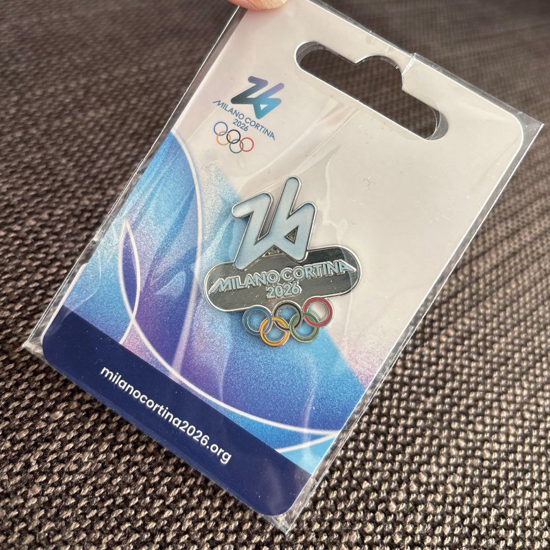 ミラノコルティナ2026 オリンピック ピンバッジ - メルカリ
