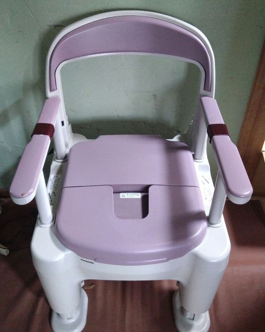 パナソニック　ポータブルトイレ　ラフィーネ　PN-L30211