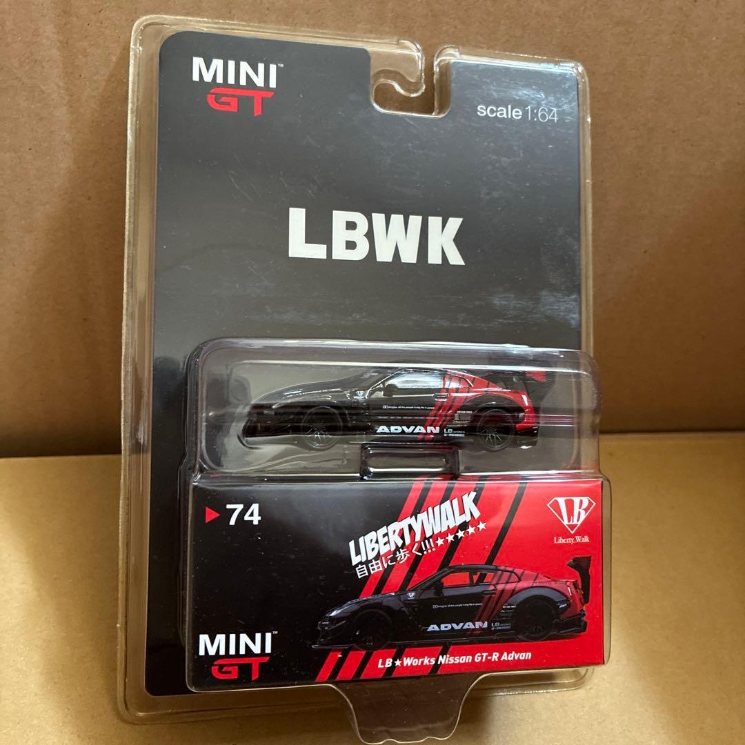 MINI GT LB★Works Nissan GT-R Advan 1/64