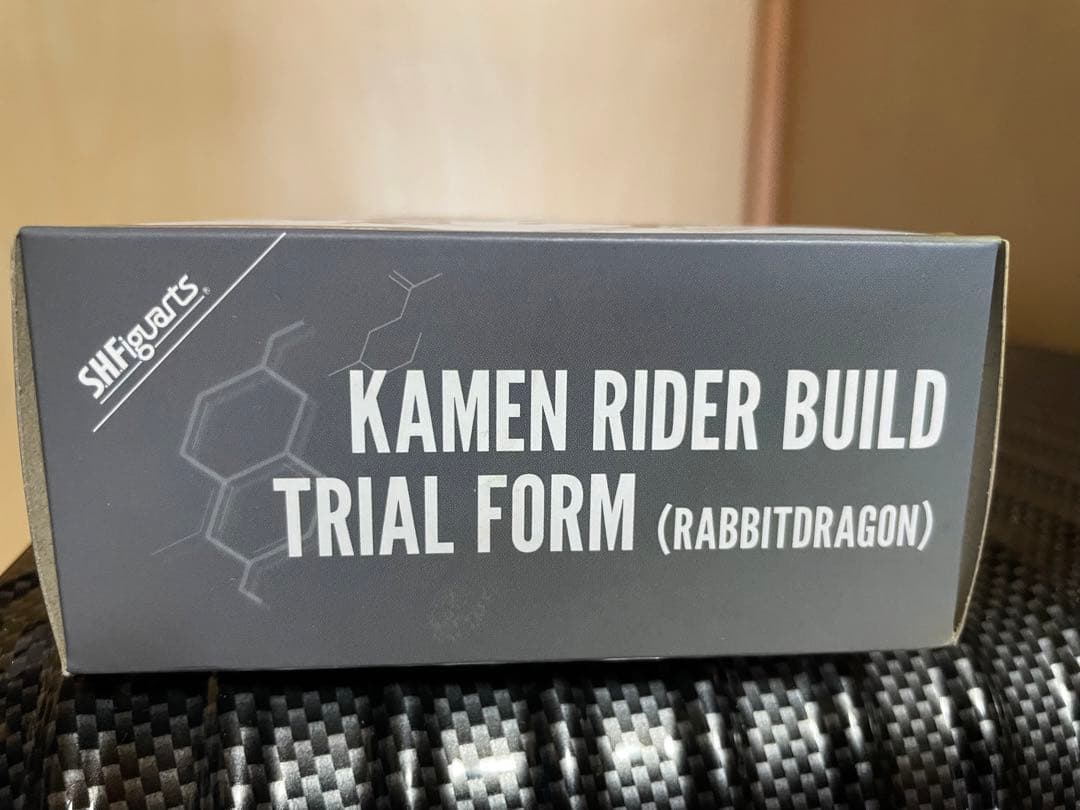 S.H.Figuarts 仮面ライダービルドトライアルフォーム ラビットドラゴン