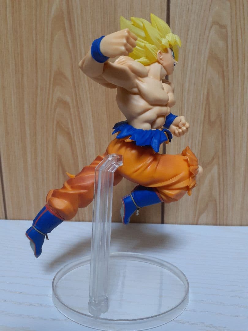 一番くじ ドラゴンボール フィギュア 孫悟空 未開封現状品 CP値下げ