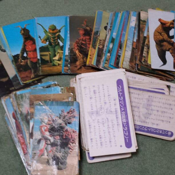 ウルトラマン カード