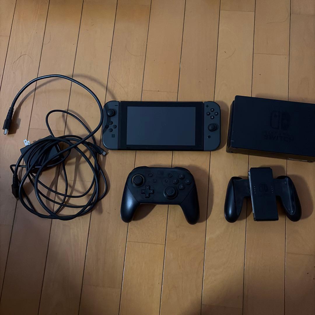 Nintendo Switch 本体 黒　ニンテンドースイッチ　プロコン付き 周辺機器 | Nintendo Switch｜任天堂