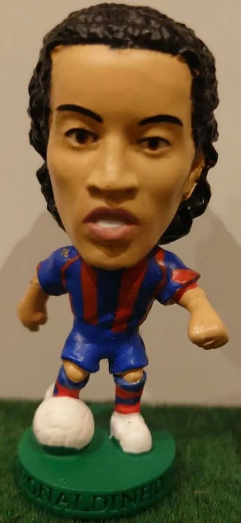 【経年価値】ロナウジーニョ FCバルセロナ フィギュア