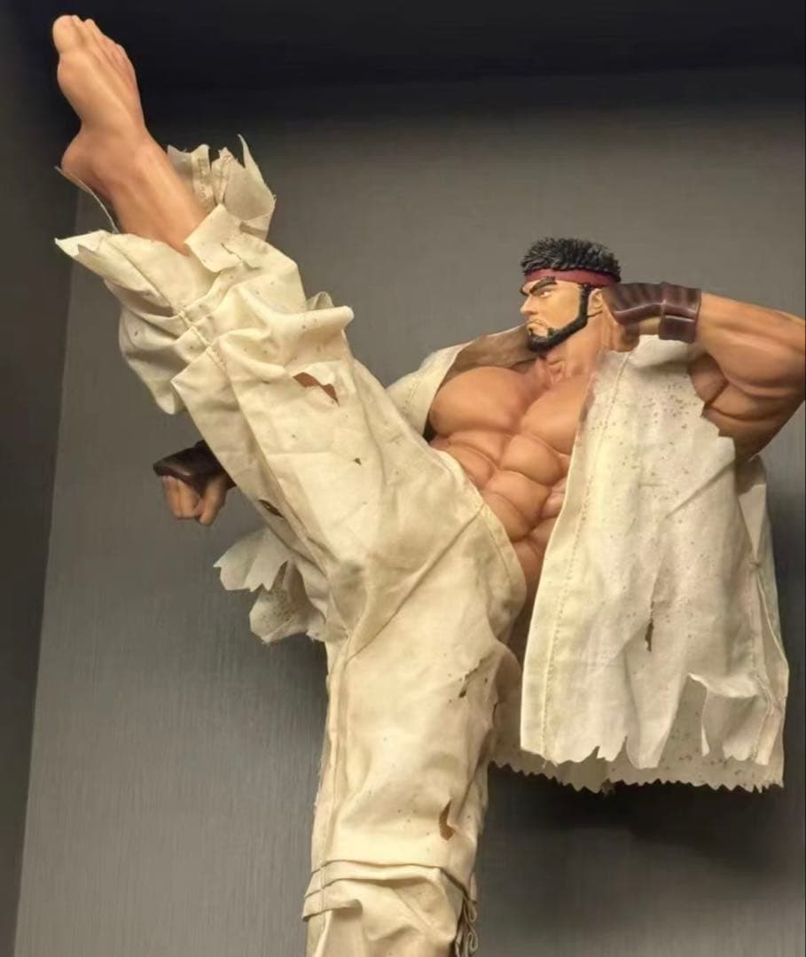 ストリートファイター kokoshi リュウ スタチュー フィギュア - メルカリ