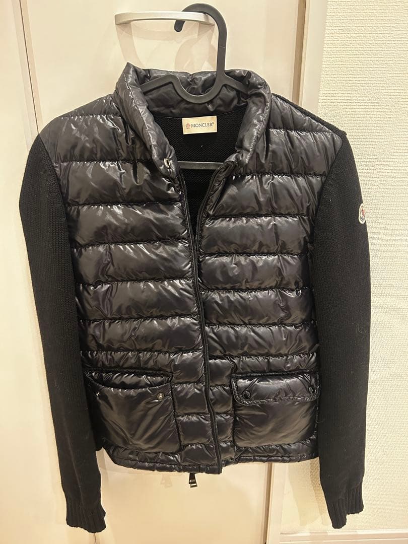 n*n様 MONCLER ブラックダウンジャケット ニット袖