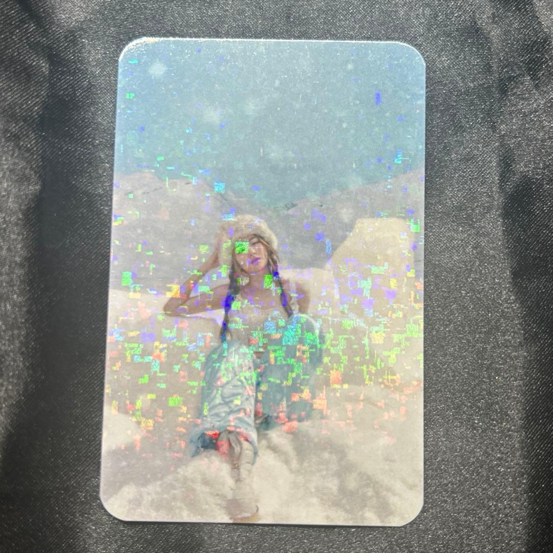 LESSERAFIM ANTIFRAGILE ユンジン 特典トレカ ⚠️初期難あり - メルカリ