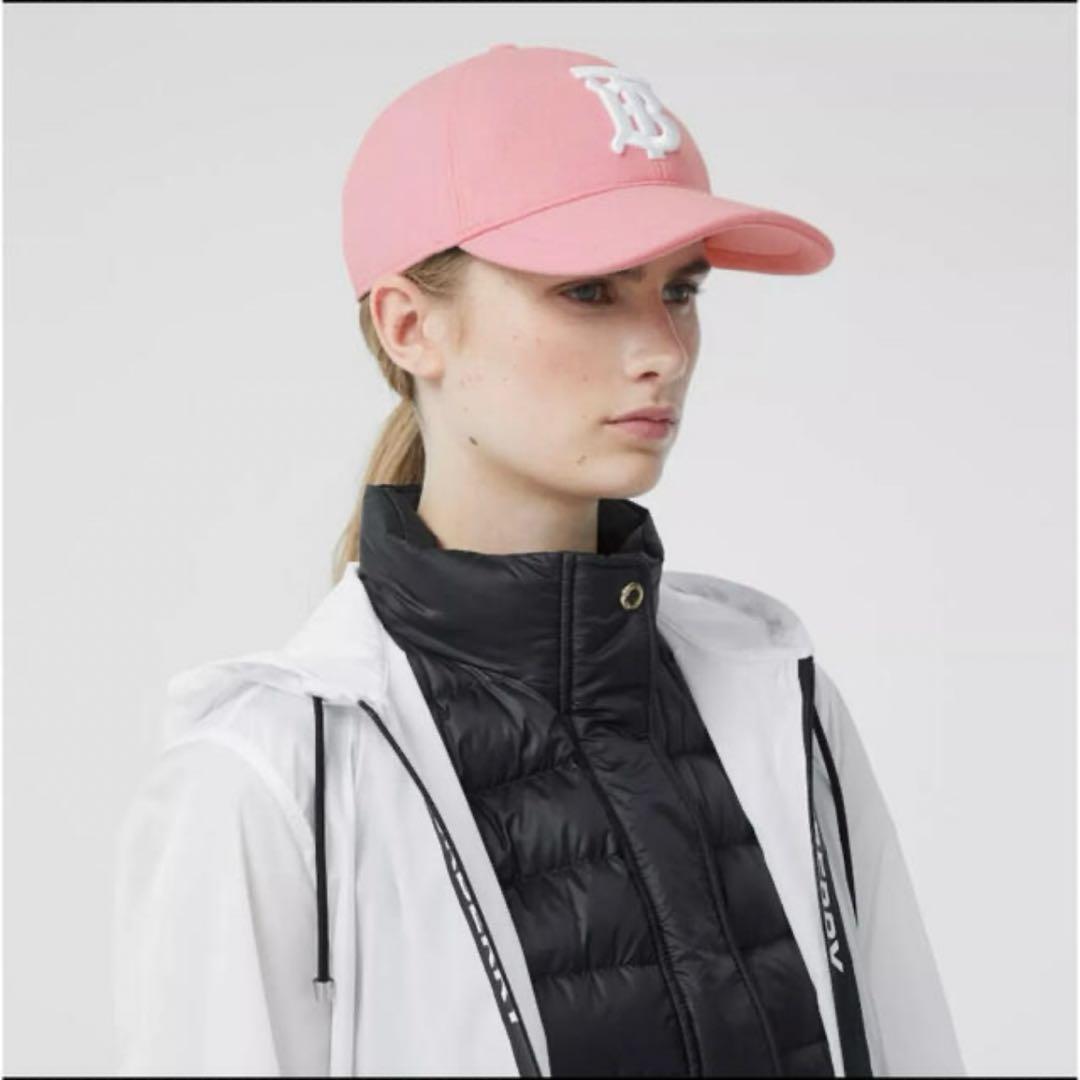 BURBERRY ピンクキャップ 新品