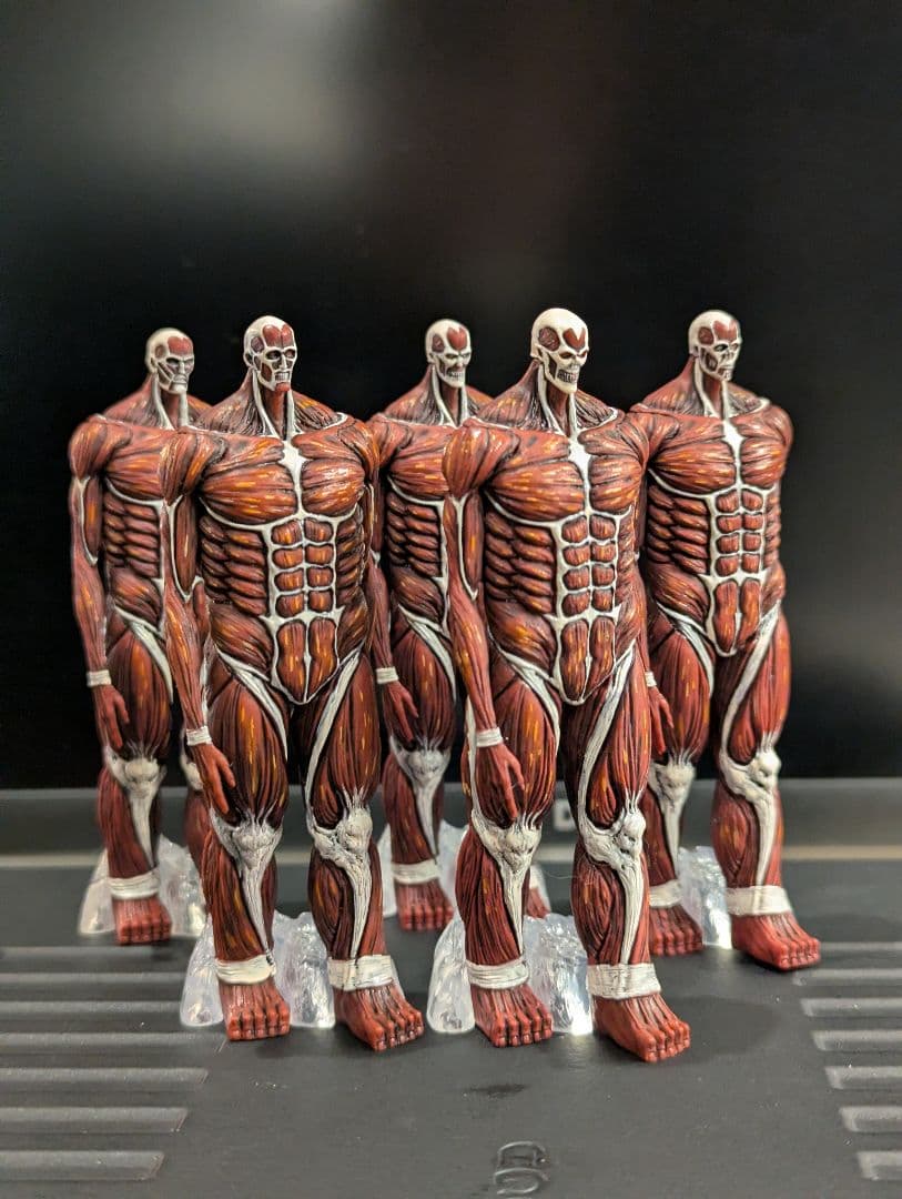 進撃の巨人　地ならしフィギュア5種セット　リペイント