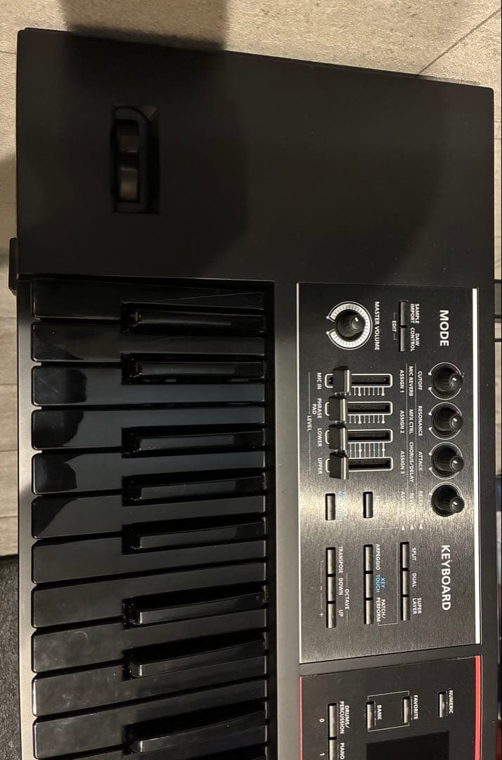 希少限定カラー ローランド JUNO-DS61B 61鍵盤 シンセサイザー - メルカリ