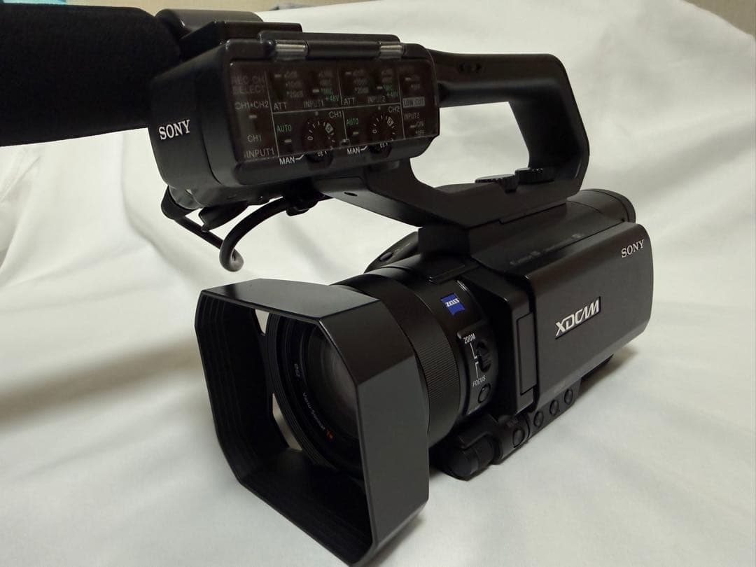 SONY XDCAM （17年製）pxw-x70業務用ビデオカメラ 本体 - メルカリ