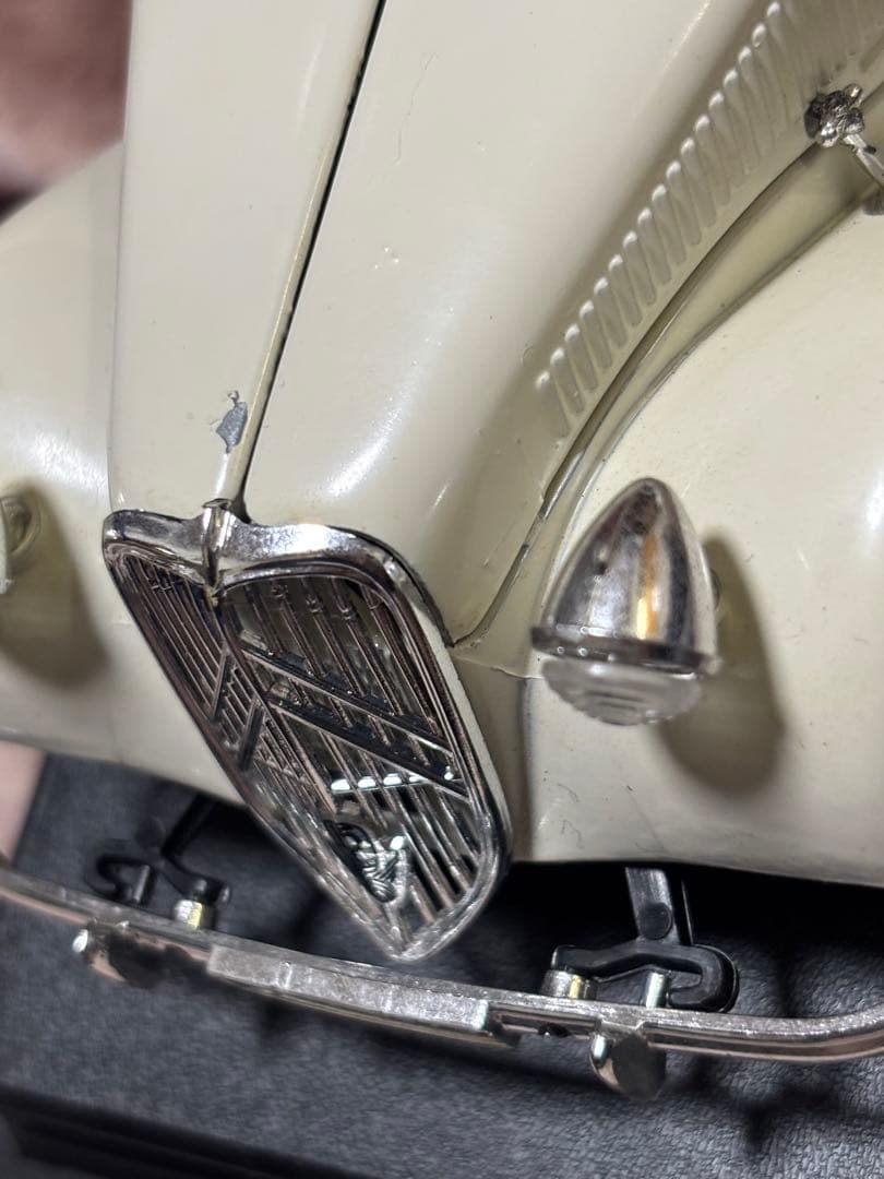 ブラーゴ社シトロエン15cv TAダイキャストメタルモデル 1/24