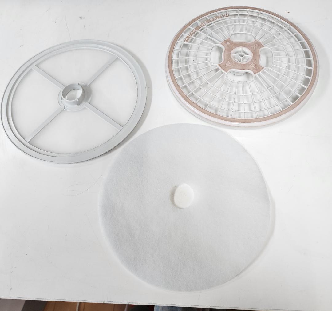 M557★アルミス衣類乾燥機 VS-H032/2023年製・2.5Kg・保証付