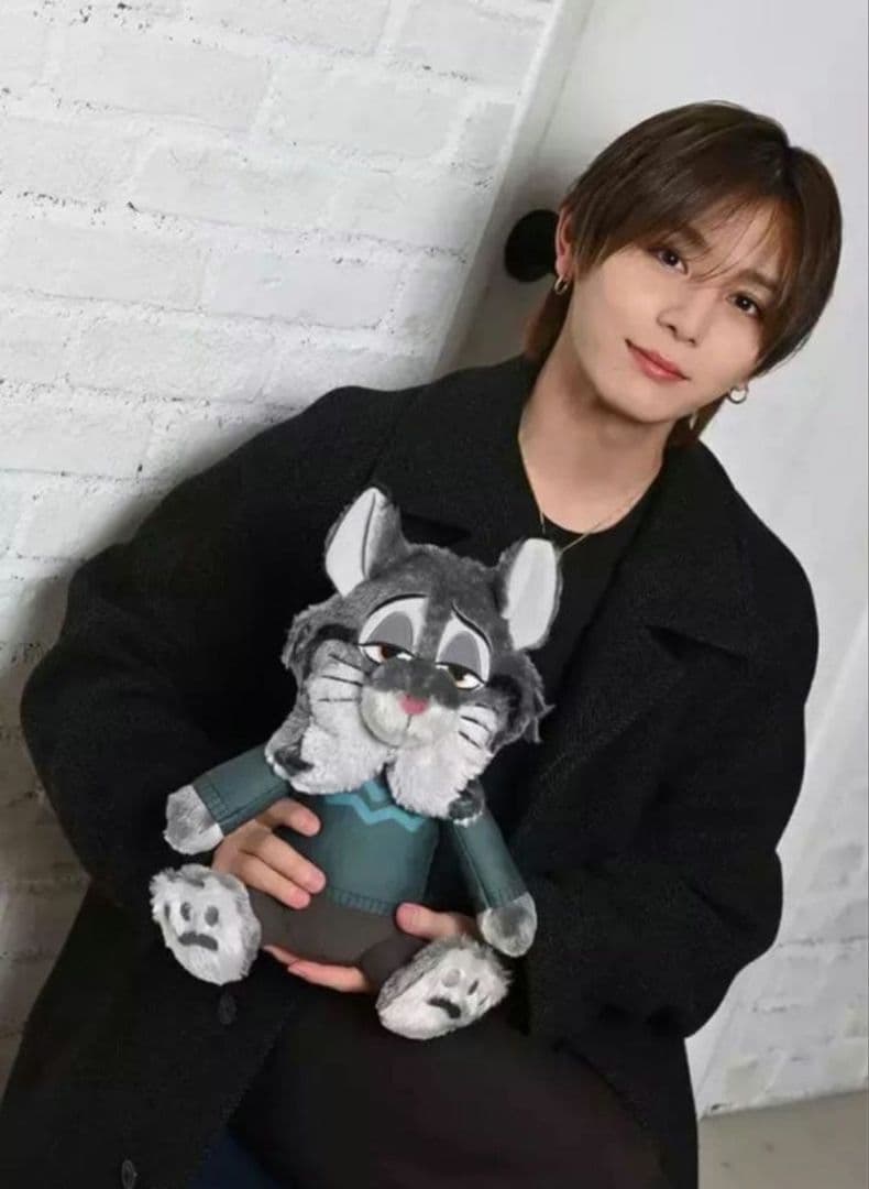 ズートピア2 Lぬいぐるみ PAWBERT パウバート 山田涼介 - メルカリ