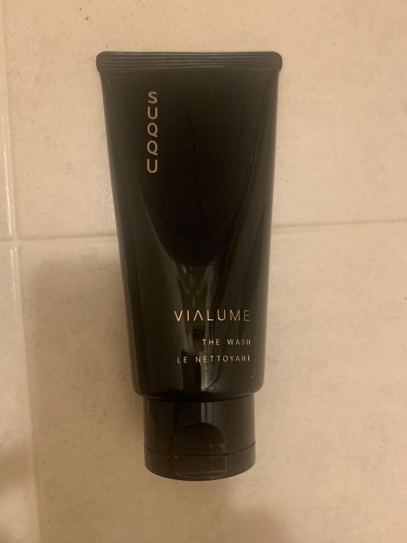 SUQQU ヴィアルム　ザウォッシュ