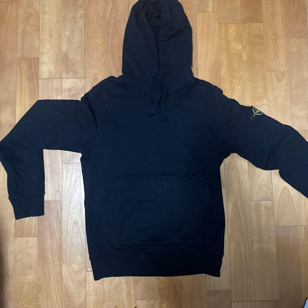 stone  パーカー　2月20日までの販売