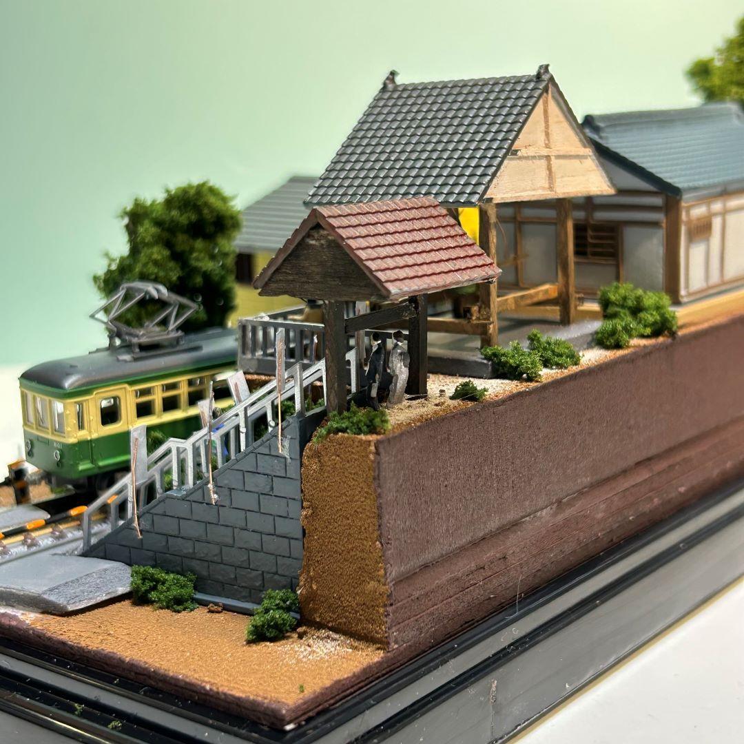 江ノ電 江の島腰越 満福寺と踏み切り 鉄道ジオラマ Nゲージ 展示台