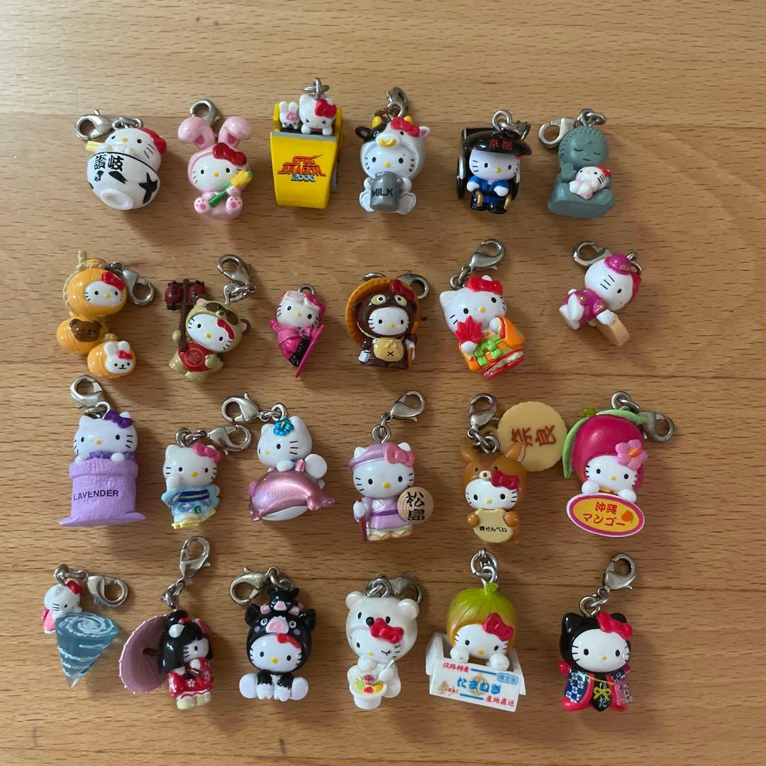 ご当地キティ　ハローキティ チャーム 24個セット