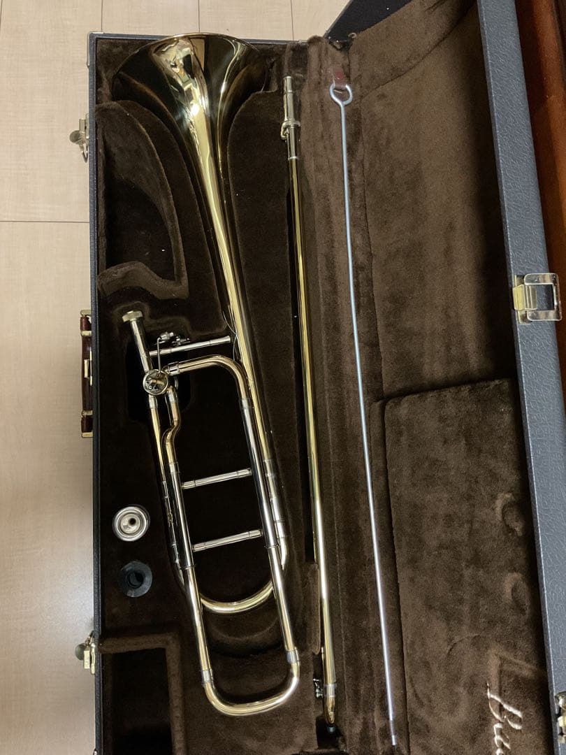 美品！Bach バック　中細管　テナーバストロンボーン　36BOGL 即演奏可能