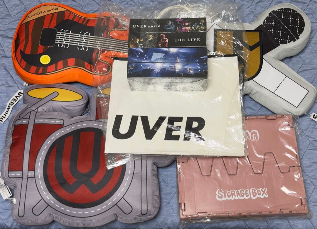 UVERworld 折り畳み式コンテナ ピンク バッグ クッション ティッシュ UVERworld 折りたたみ式コンテナ ブラック - メルカリ