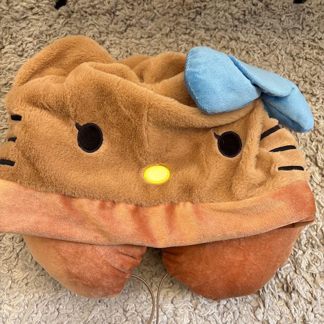 即日発送》日焼けキティ ネックピロー キティちゃん - メルカリ