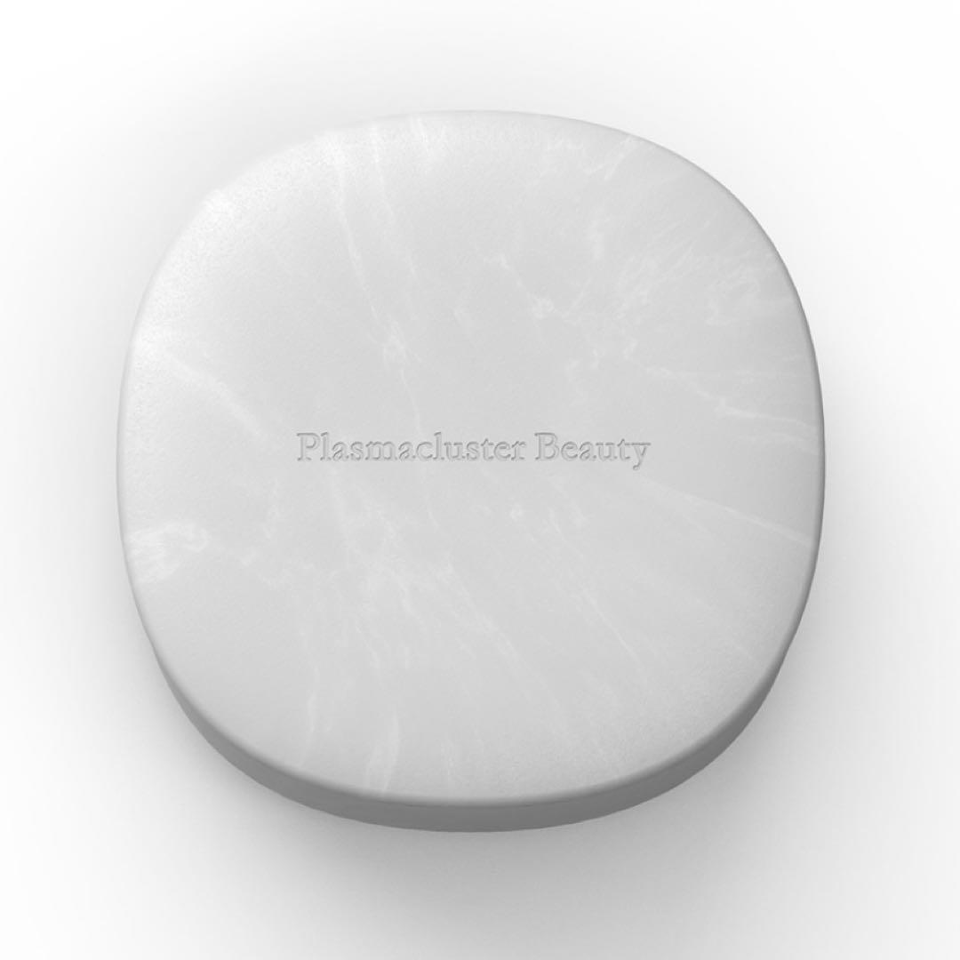 メーカー正規品【新品未開封】プラズマクラスターヘアブラシIB-B1-W