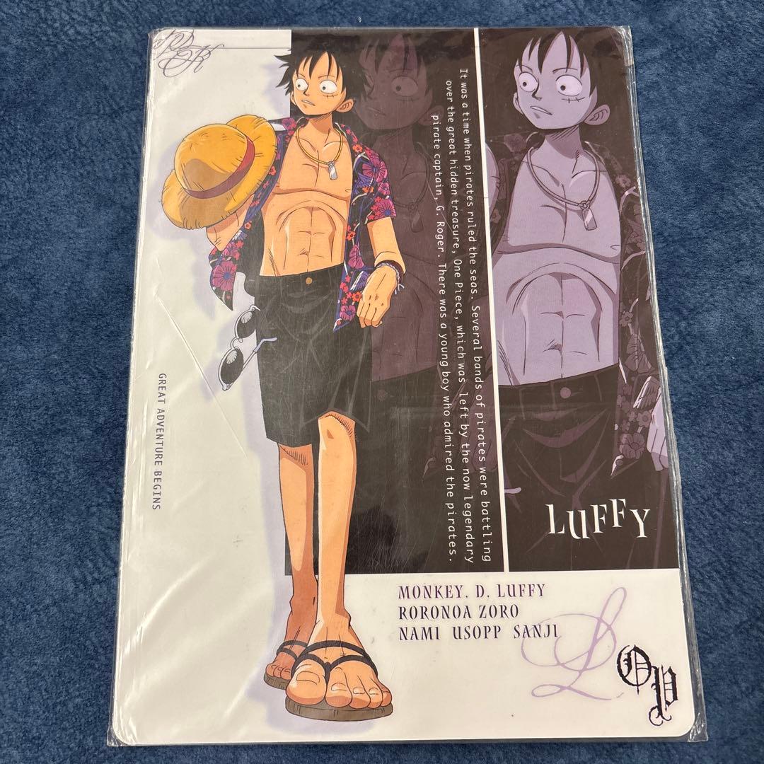 ☆ONEPIECE ワンピース ルフィ 下敷き ☆シール付 - メルカリ