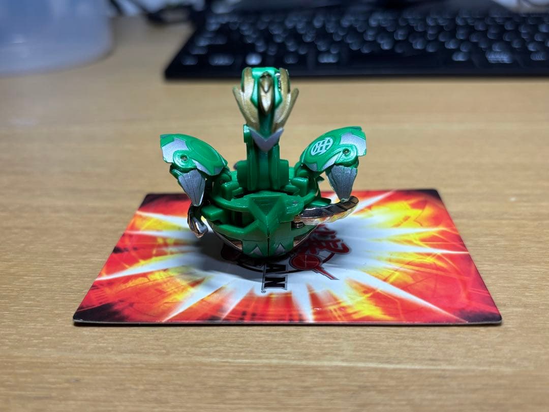 爆丸 ウィンデッキ　扇ドミル&陣ドグマ&吼オドス カード付き（1枚欠損）