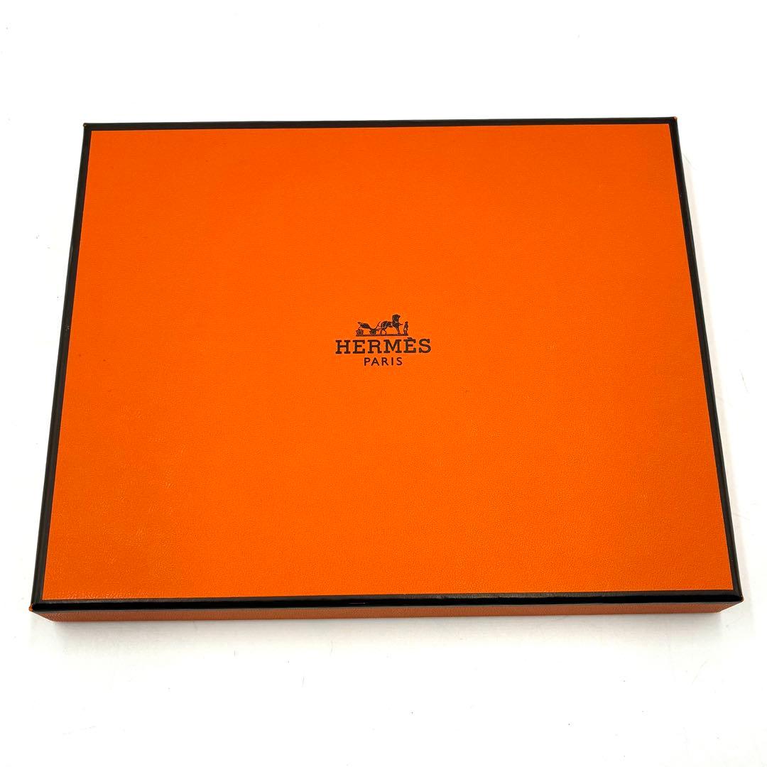 新品未使用 箱付き エルメス シェーヌダンクル スクエアプレート 角皿