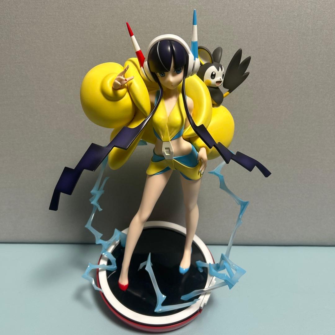 箱無し ポケモンセンターオリジナル フィギュア カミツレ＆エモンガ