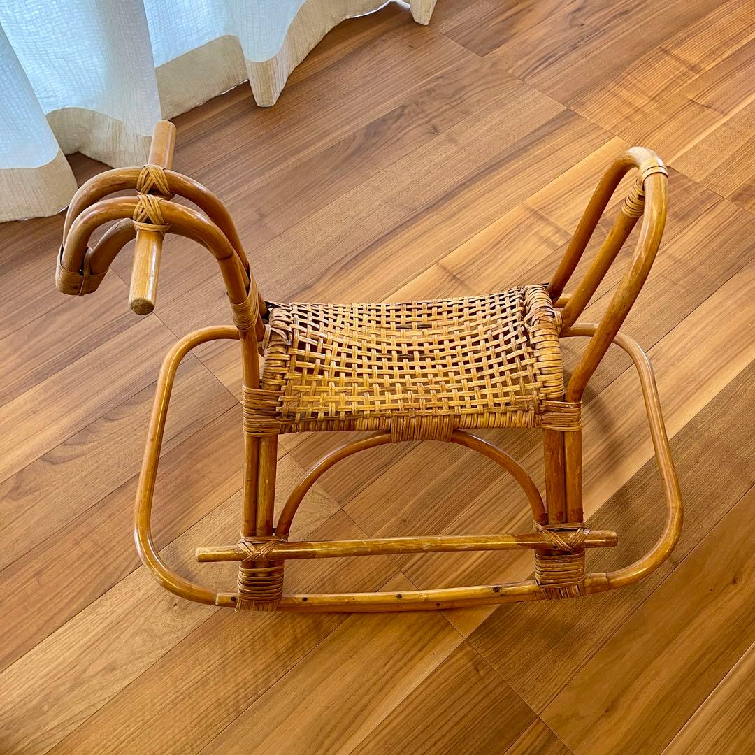 レトロ ロッキングホース 木馬 ラタン 籘 ロッキングチェア - メルカリ