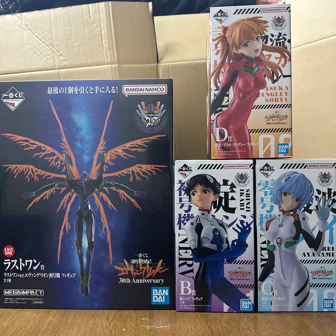 エヴァンゲリオン 一番くじ ラストワン賞、B、C、F賞(おまけ付き)
