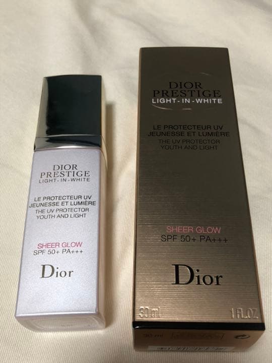 ディオールプレステージホワイトルプロテクターUVシアーグロー