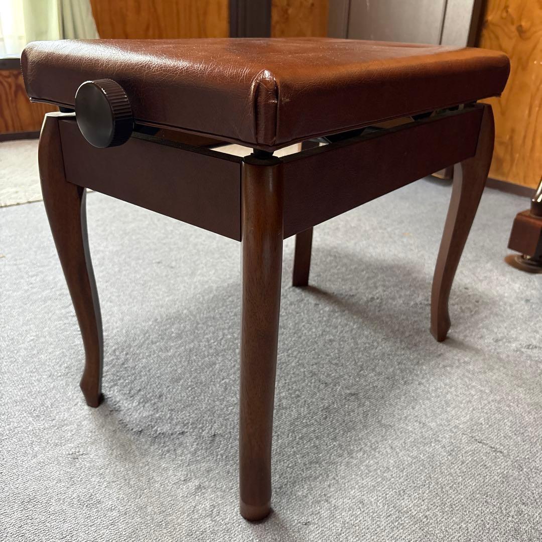 ヤマハ アップライトピアノ 木目 ブラウン 付属品付き - メルカリ