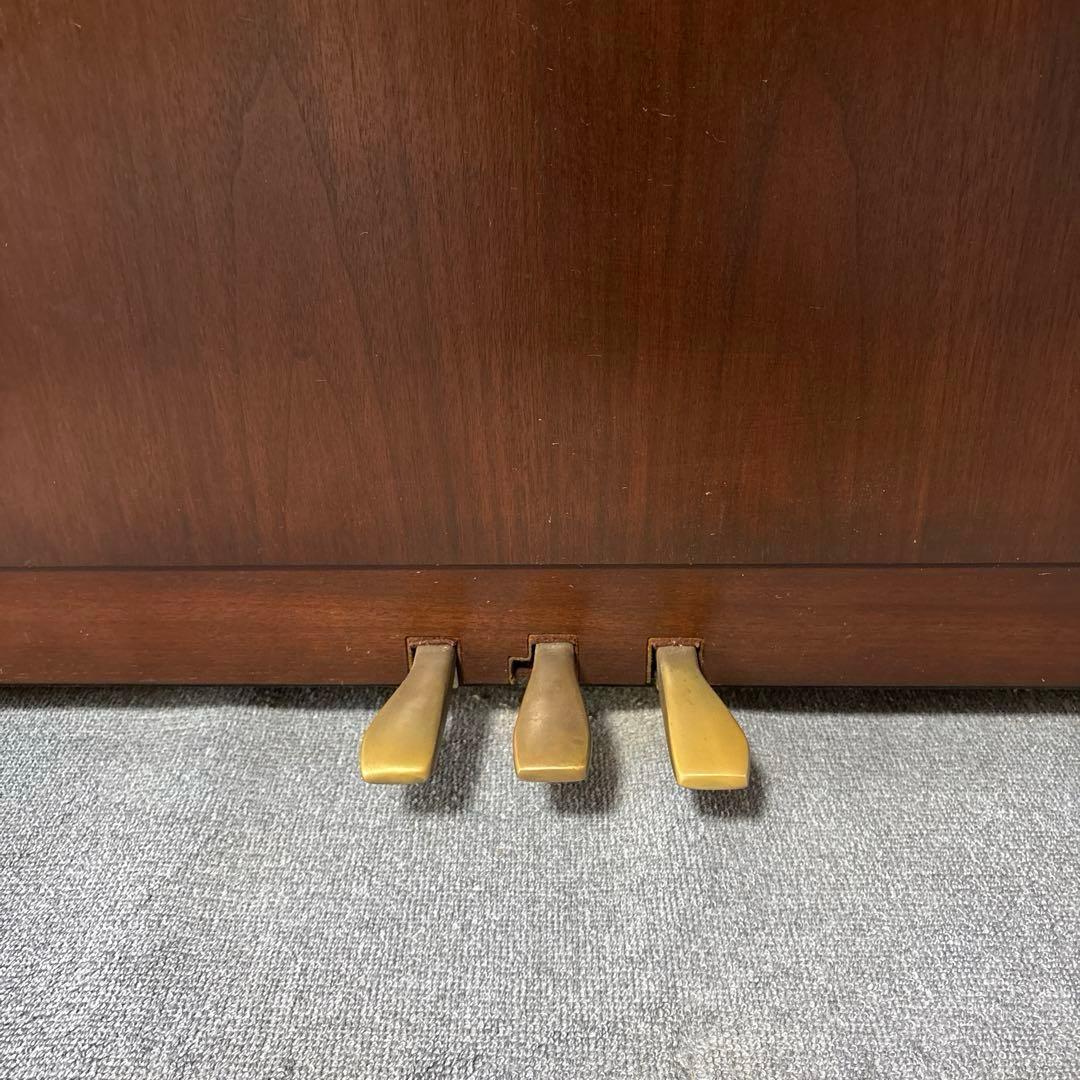 ヤマハ アップライトピアノ 木目 ブラウン 付属品付き - メルカリ