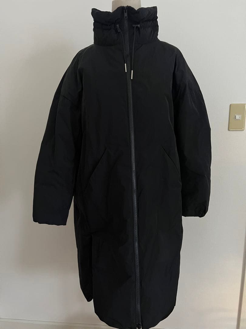 någonstans ブラック ダウンジャケット 36