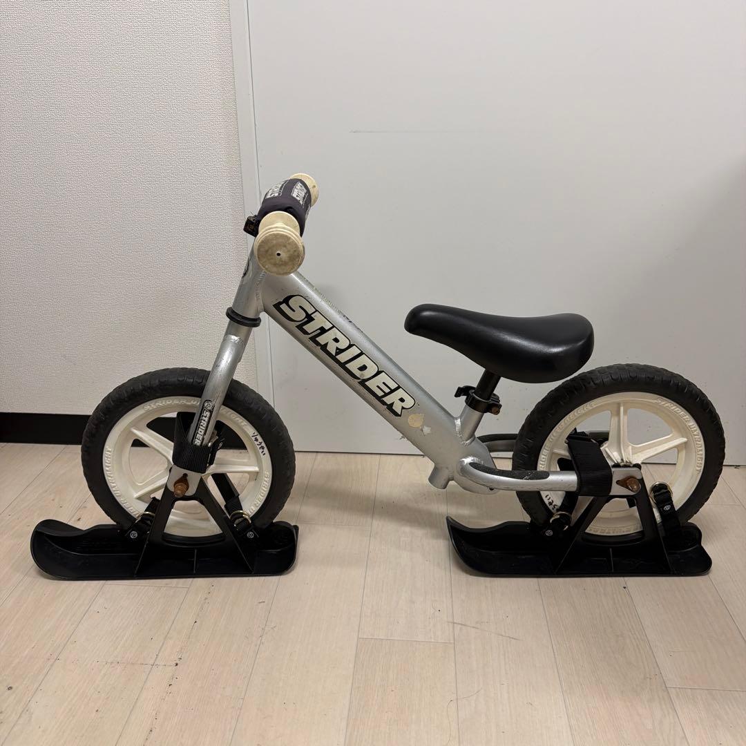 【寒波到来！！】STRIDER ランバイク 12インチpro シルバー 雪山仕様 ロッキングストライダー プロモデル（全6色） – strider